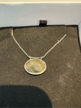 Silver Labradorite Oval Pendant Necklace - Unbranded